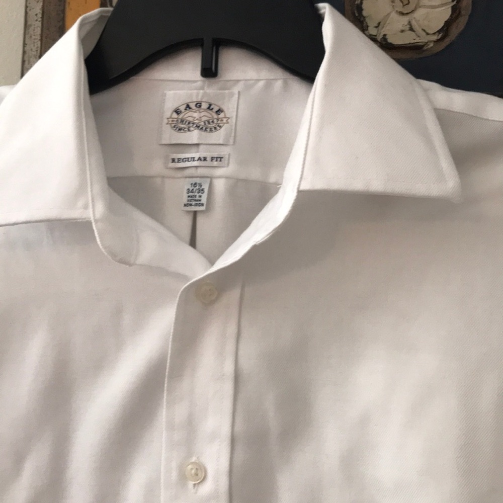Men’s white dress shirt